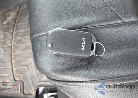 2022 Kia Forte Lxs z USA, uszkodzony, nr VIN 3KPF24AD8NE481885